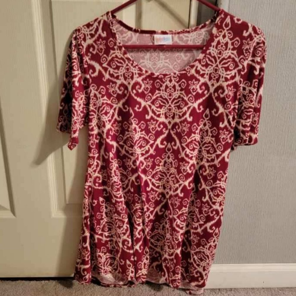 LuLaRoe Women's Perfect T Small